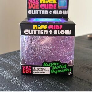 Purple Needoh Nice Cube Glitter & Glow Super Solid Squish - Purple Glitter